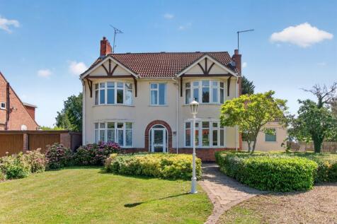 Lincoln Road, Glinton, Peterborough