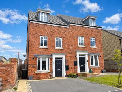 Ridge Lane, Birkenshaw, Bradford, West Yorkshire, BD11