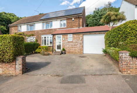 Juniper Close, Reigate, Surrey, RH2