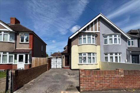 Woodlawn Drive, Feltham, Middlesex, TW13