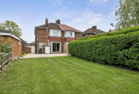 Holyrood Gardens, EDGWARE, Middlesex, HA8
