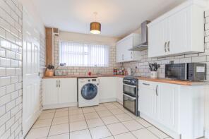 15, The Woodlands, Talywain, Pontypool NP4 7JG