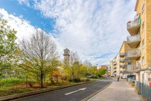 79, Clock View Crescent, London N7 9FR