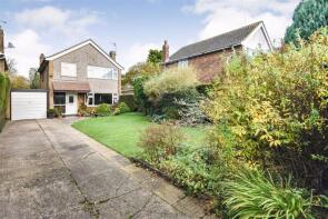 12, Manor Crescent, Leicester LE9 8JQ