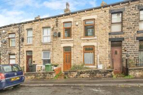 103, Commonside, Hanging Heaton, Batley WF17 6EE