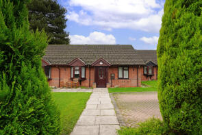 30, Spinney Drive, Leicester LE9 9FG