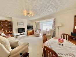 8, Hele Close, Plymouth PL6 7AF