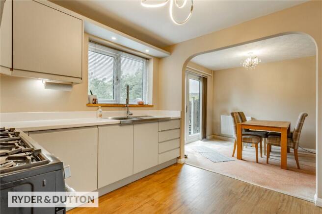 Kitchen/Dining