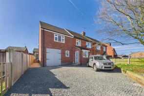 31, Broomyclose Lane, Uttoxeter ST14 5AN