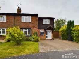 19, Lukes Lea, Tring HP23 4NH