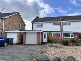 16, Charlecote Close, Tiddington, Stratford-upon-avon CV37 7DB