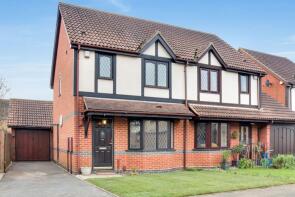 69, Churchfields, Southend-on-sea SS3 8TN