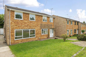 30, Meadow Rise, Towcester NN12 8AP