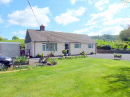 Fron Newydd, Cyfronydd, Welshpool SY21 9EW
