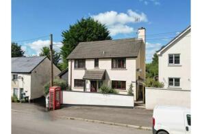 Glen Rue, Bow EX17 6EN