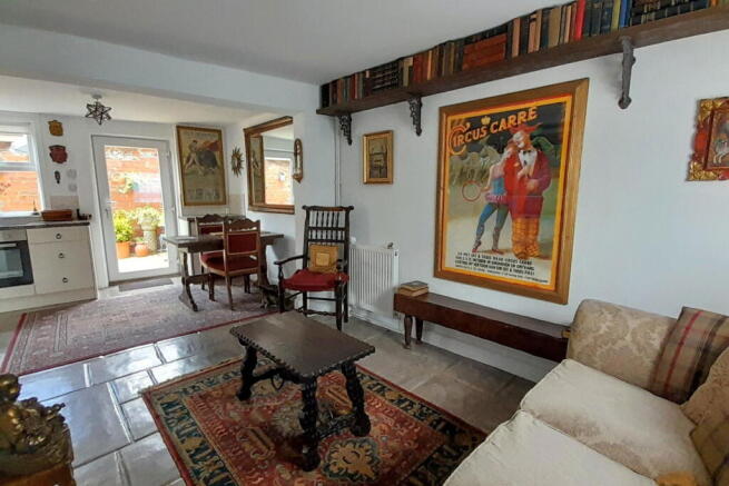 Photo 3
