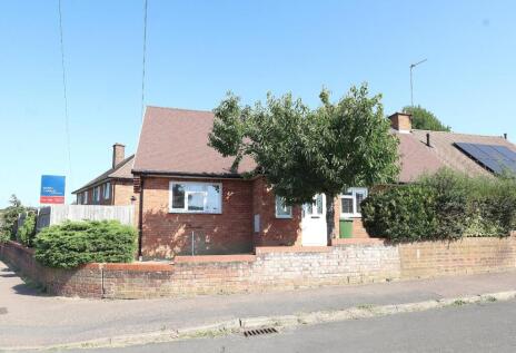 Moatfield Road, Bushey