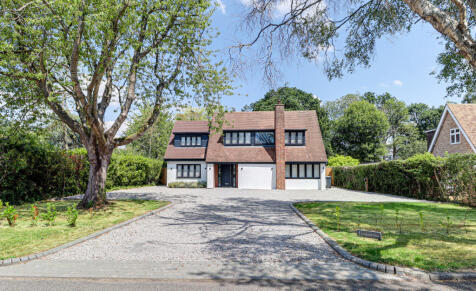 Holywell Close, Studham, LU6
