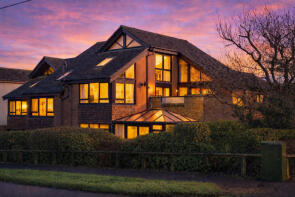 25, Barton Green, New Milton BH25 7LZ