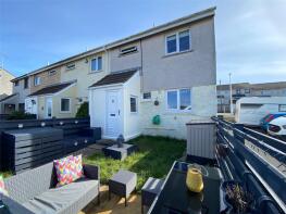 66, Camuset Close, Hakin, Milford Haven SA73 3NW