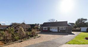11, Linstone Drive, Yarmouth PO41 0RL