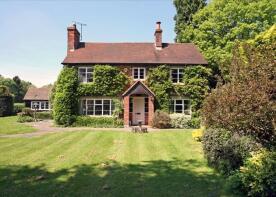 Strouds, Newbury Road, Shefford Woodlands, Hungerford RG17 7AJ