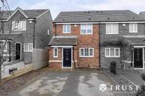 32, Moorlands Road, Cleckheaton BD19 5ED
