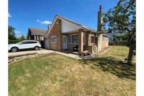 2, Brackenbury Close, Cadeby, Doncaster DN5 7ST