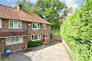 1, Russ Hill Cottages, Russ Hill, Charlwood RH6 0EN