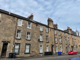 Flat D First Floor Right, 17, Bruce Street, Stirling FK8 1PD