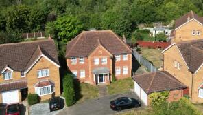 16, Bakersfield, The Drive, Chelmsford CM3 6GT