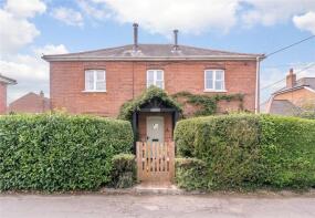 Crossways, Old Chapel Lane, Tadley RG26 5PX