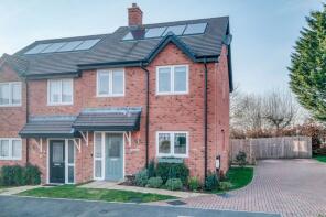 15, Damson Way, Worcester WR2 4TR