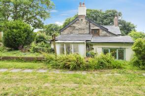 Mount Charles Cottage, A389 Between Shepherds Hill And Mount Charles, Washaway, Bodmin PL30 3AA