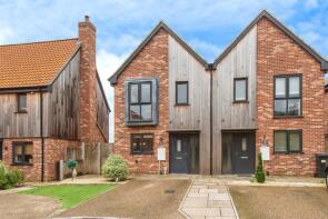 5a, Woodpecker Way, Stowmarket IP14 3FB