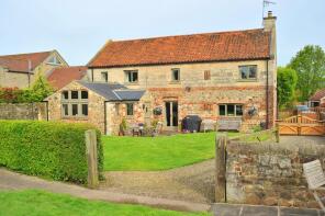 Barnfield House, Woolwich Cottage To Warren Lane, Harrogate HG3 3BX