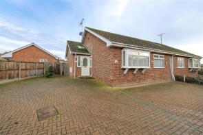 1, Seasalter Lane, Whitstable CT5 4BS