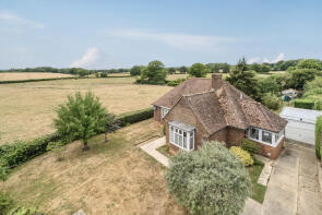Meadowsweet, Oakhurst Lane, Billingshurst RH14 0QR
