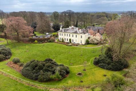 Mere Hall, Warrington Road, Mere