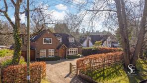 The Gables, Halls Lane, Waltham St Lawrence, Reading RG10 0JB