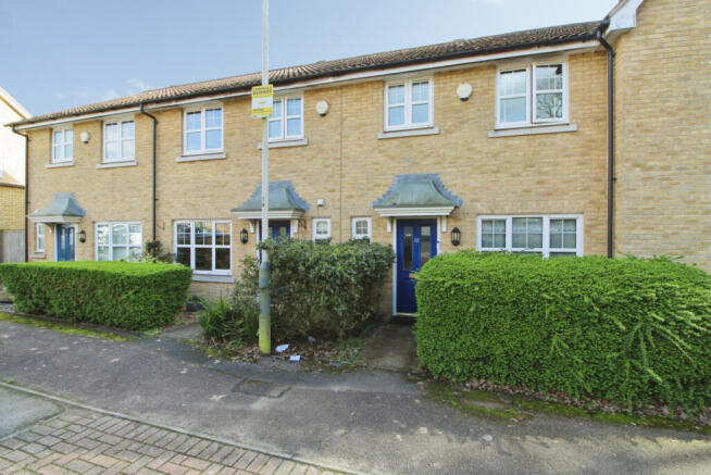Three Bedroom Mid Terraced House To Rent