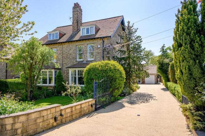 8 broughton road -32.jpg