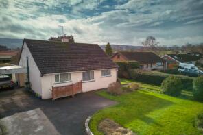 Elmleigh, Howleigh Lane, Pitminster, Taunton TA3 7SW