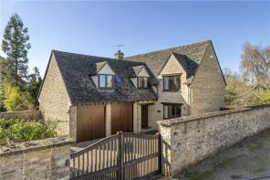3 Stone Court, Langston Close, Chipping Norton OX7 6QT