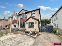Plas Newydd, Thomas Avenue, Dyserth, Rhyl LL18 6AN