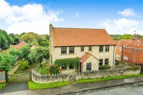Low Moor House, Main Street, Walton, Wetherby LS23 7DJ