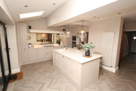 Holmlea Road, Droylsden, M43 6WG