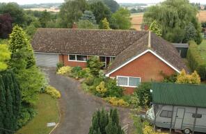 Larkside, Seven Gardens Road, Woodbridge IP13 6SU
