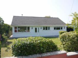 Westwinds, Thurston Lane, Sardis, Milford Haven SA73 1LA
