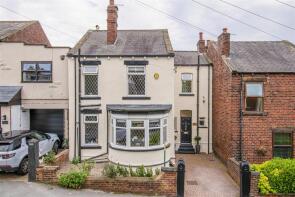 Maple Villa, Runtlings Lane, Ossett WF5 8JL